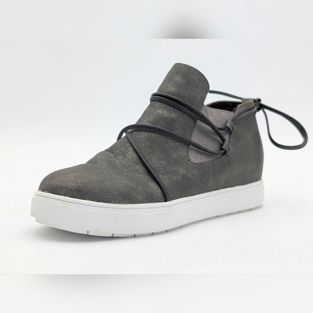 Yellow Box Maureen Size 8M Metallic Grey High-Top Sneakers Cushioned Memory Foam